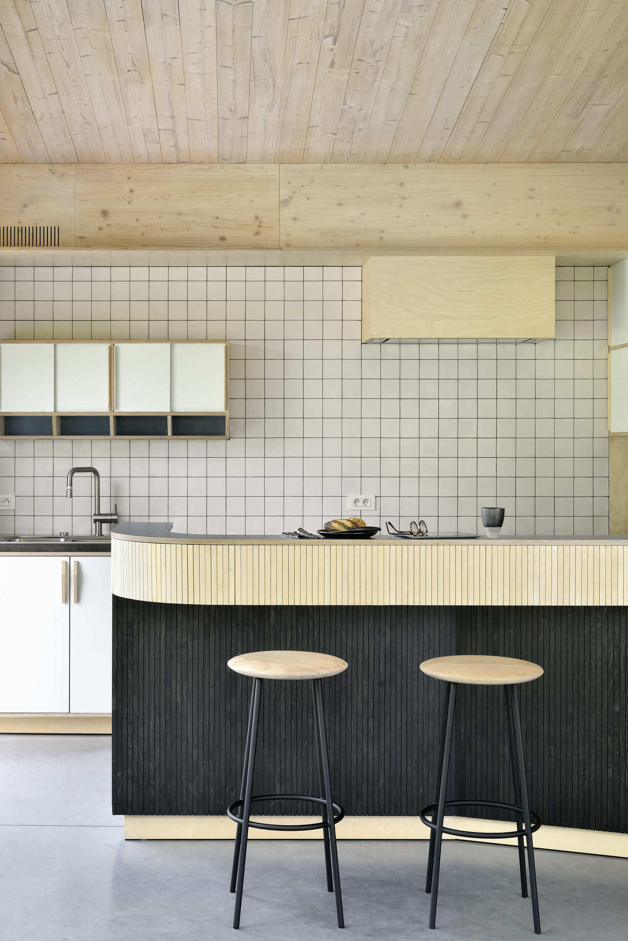 比利時原裝進口實木傢俬 - 座椅系列 - Baretto系列橡木吧台凳