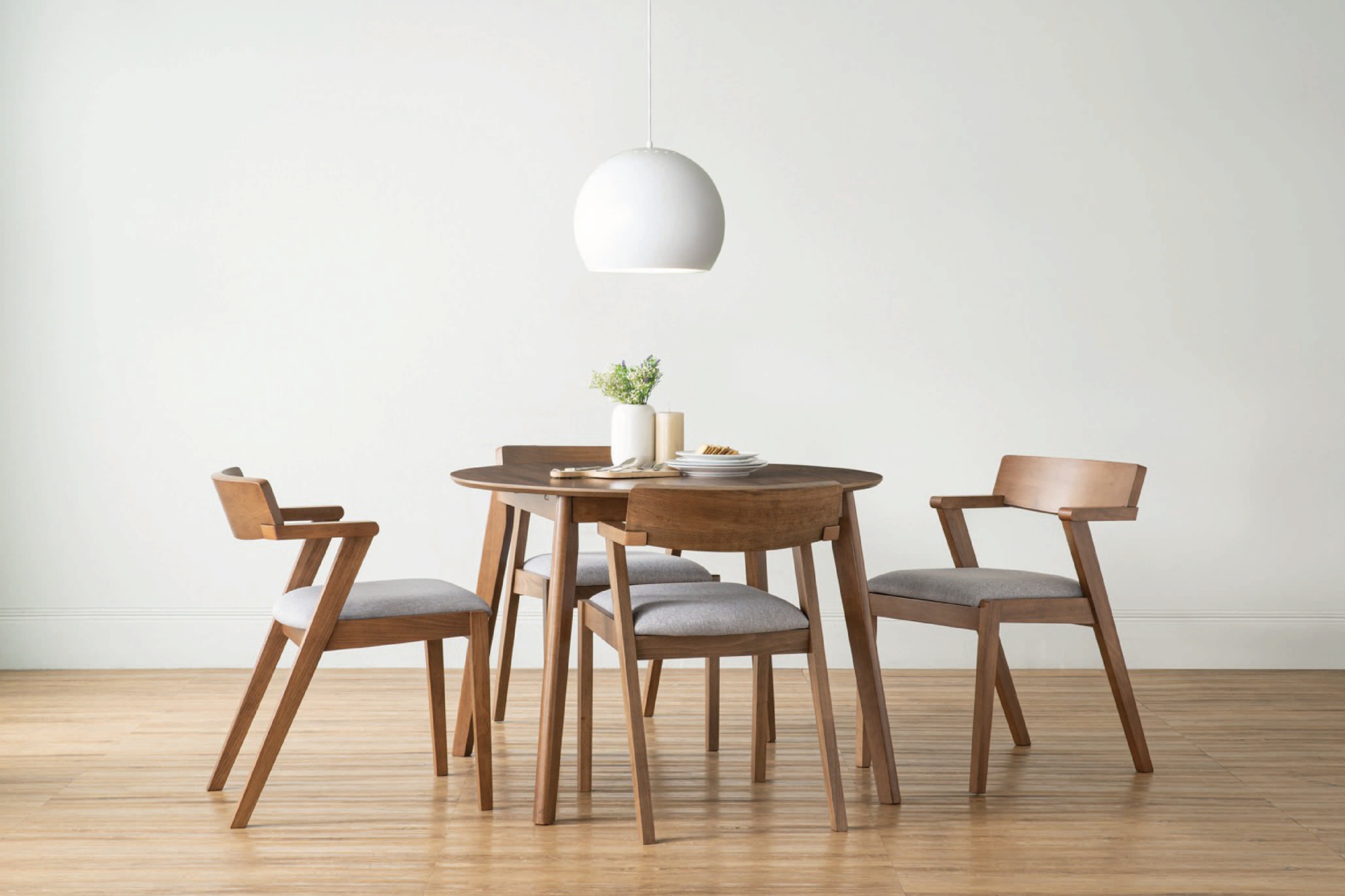 馬來西亞原裝進口實木傢俬 - NZ系列 - WERNER延伸餐桌