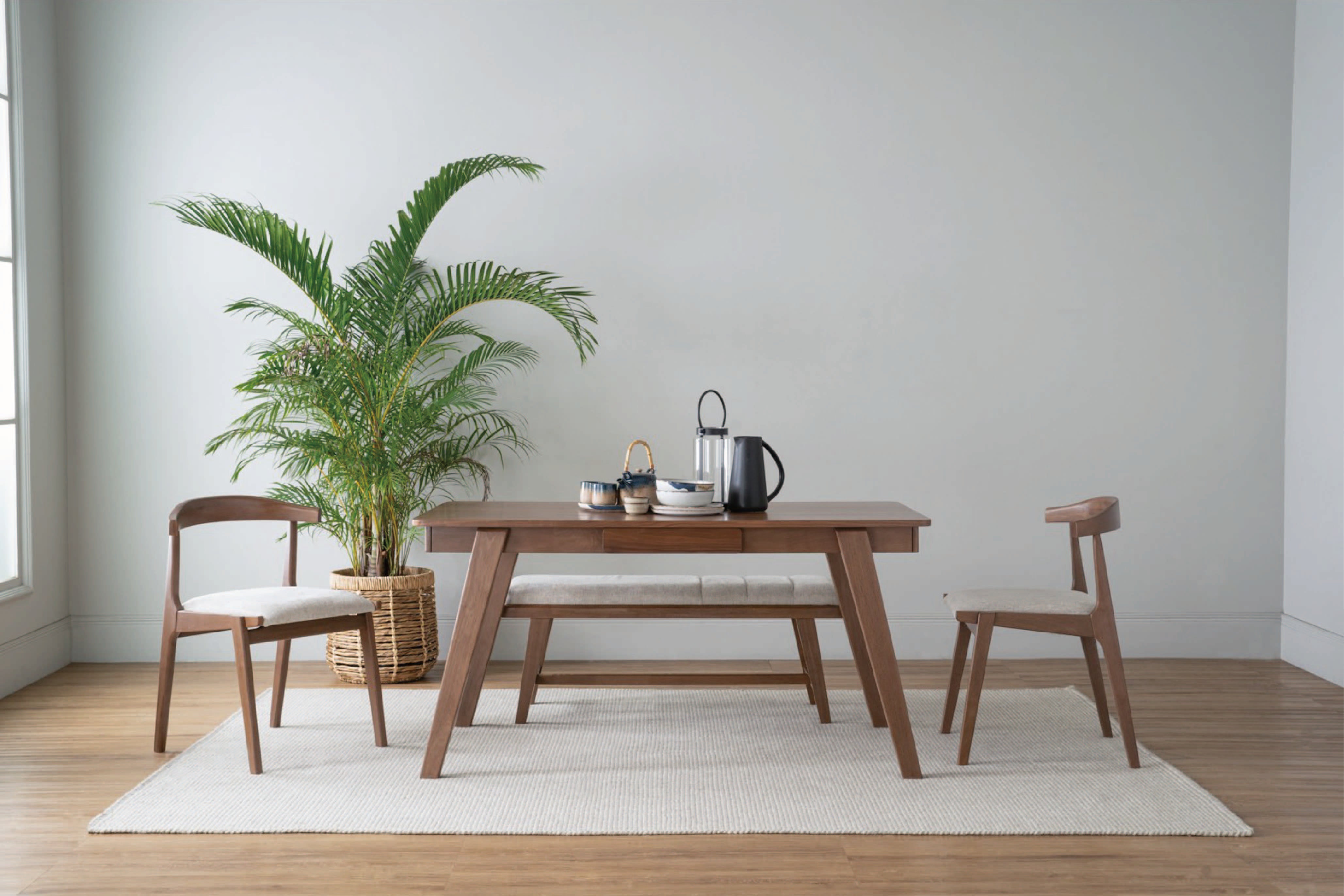 馬來西亞原裝進口實木傢俬 - LU系列 - TOMIVA餐桌