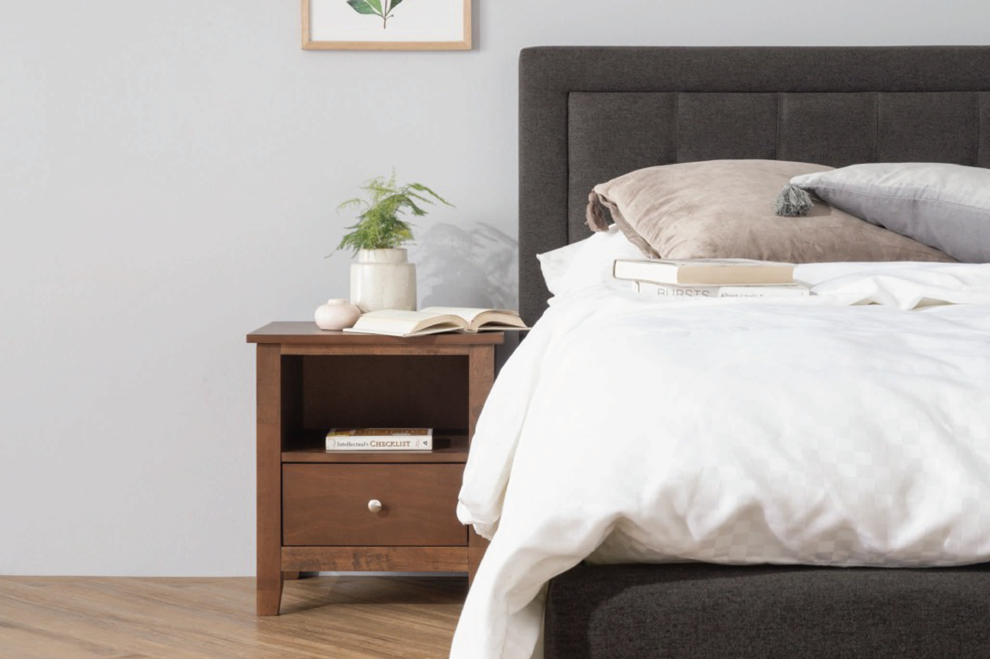 馬來西亞原裝進口實木傢俬 - NZ系列 - LAIDE床頭櫃