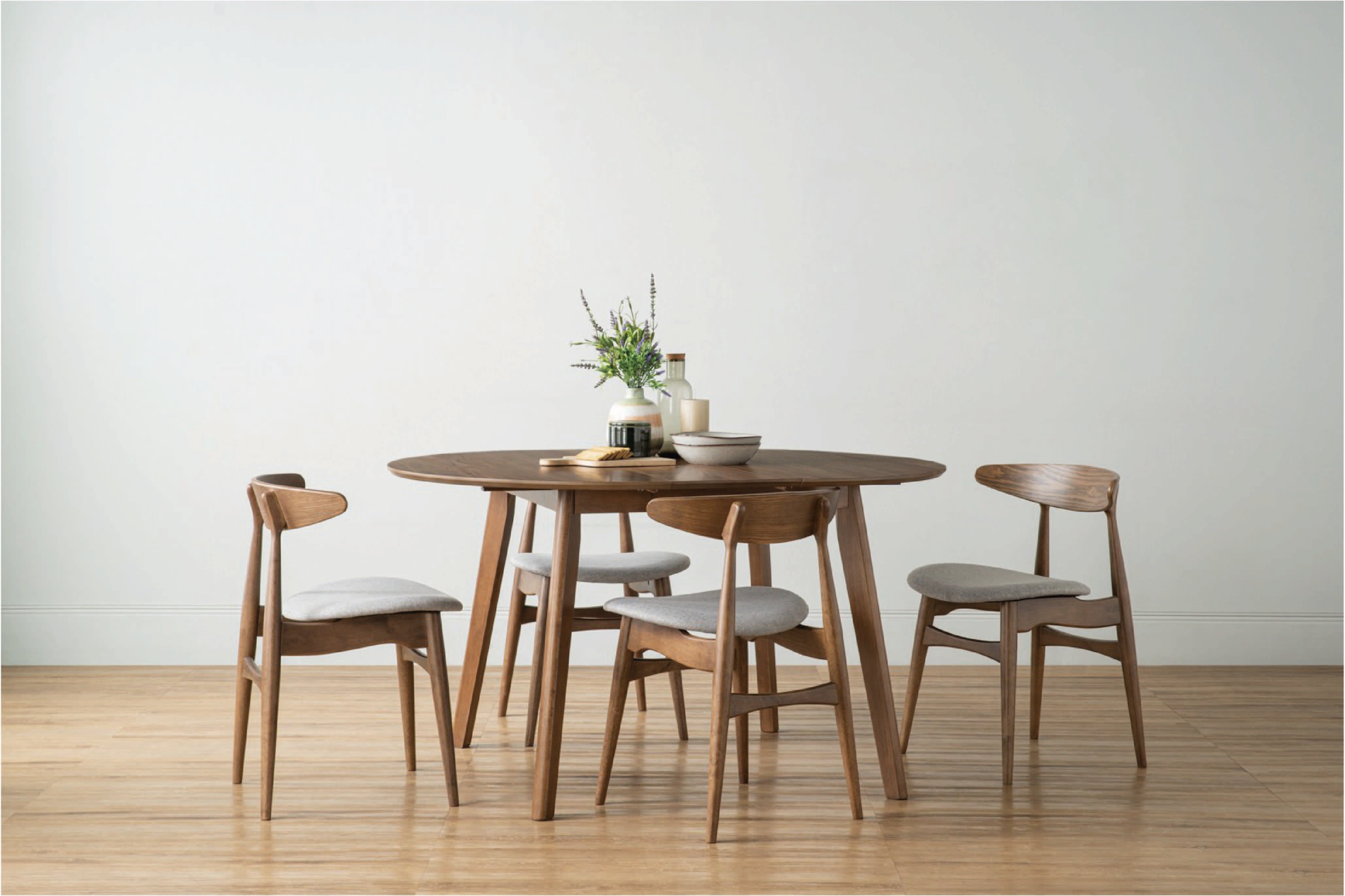 馬來西亞原裝進口實木傢俬 - NZ系列 - TRICIA餐槣