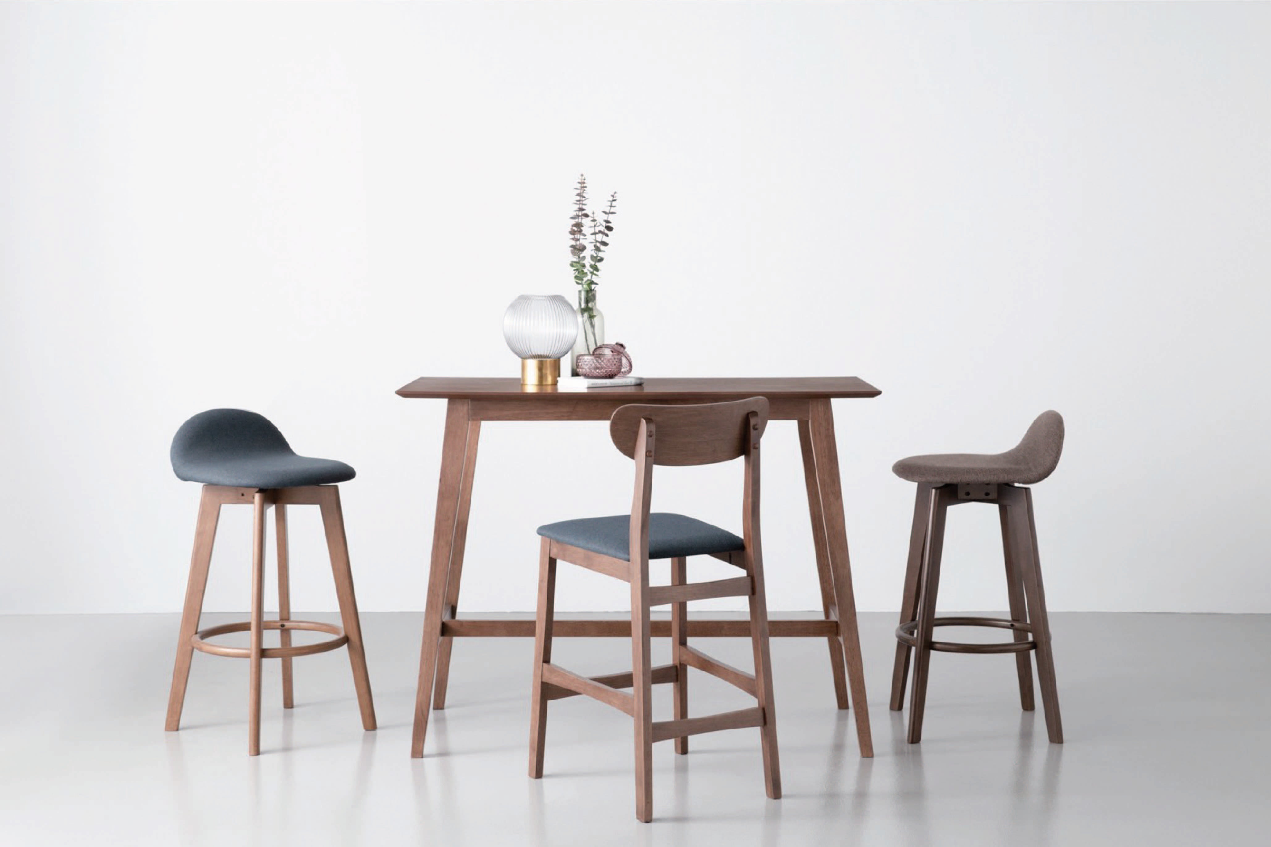 馬來西亞原裝進口實木傢俬 - NZ系列 - MORA吧枱凳