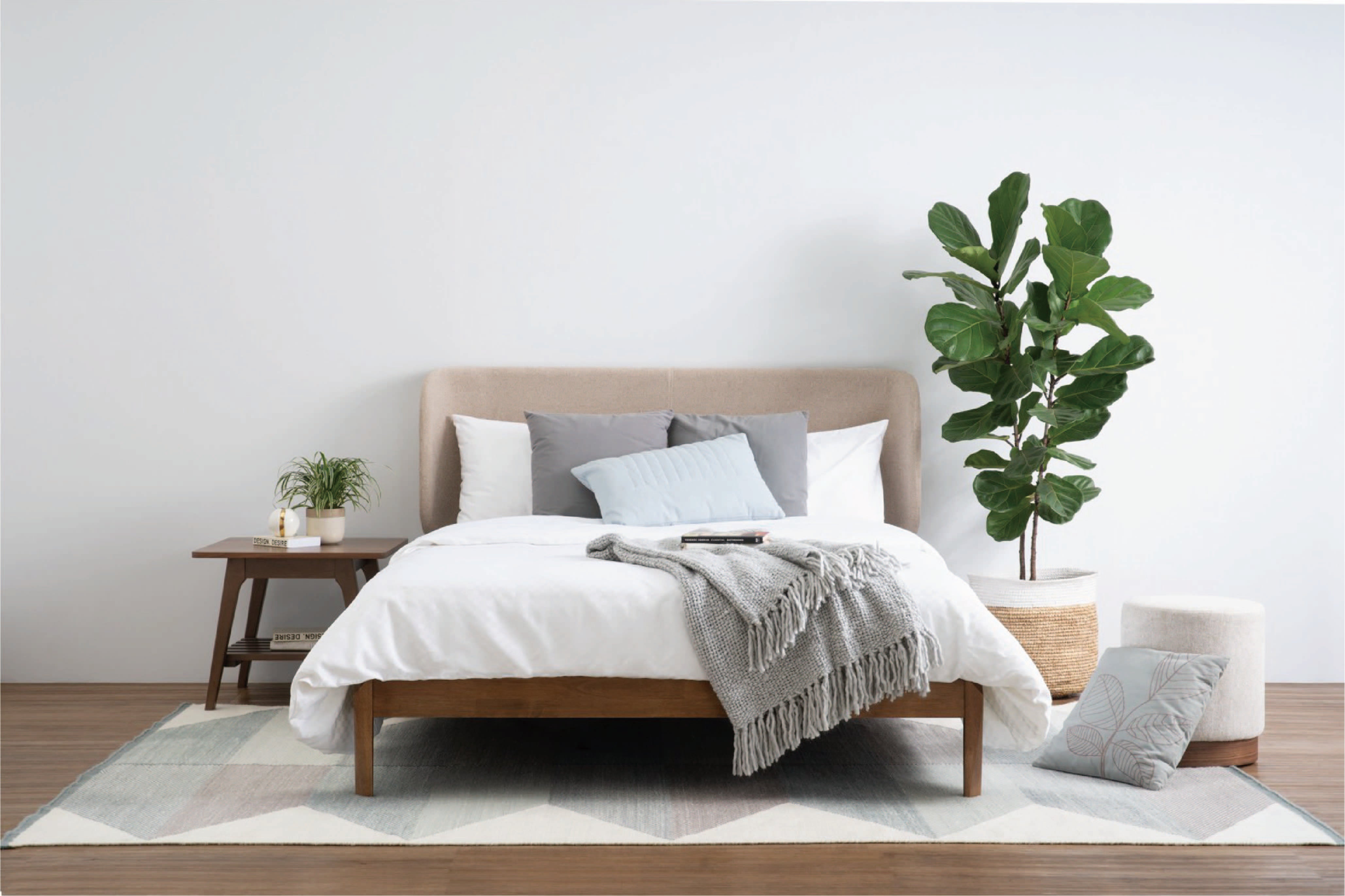 馬來西亞原裝進口實木傢俬 - LU系列 - KAIJI雙人床架 (Queen Size)