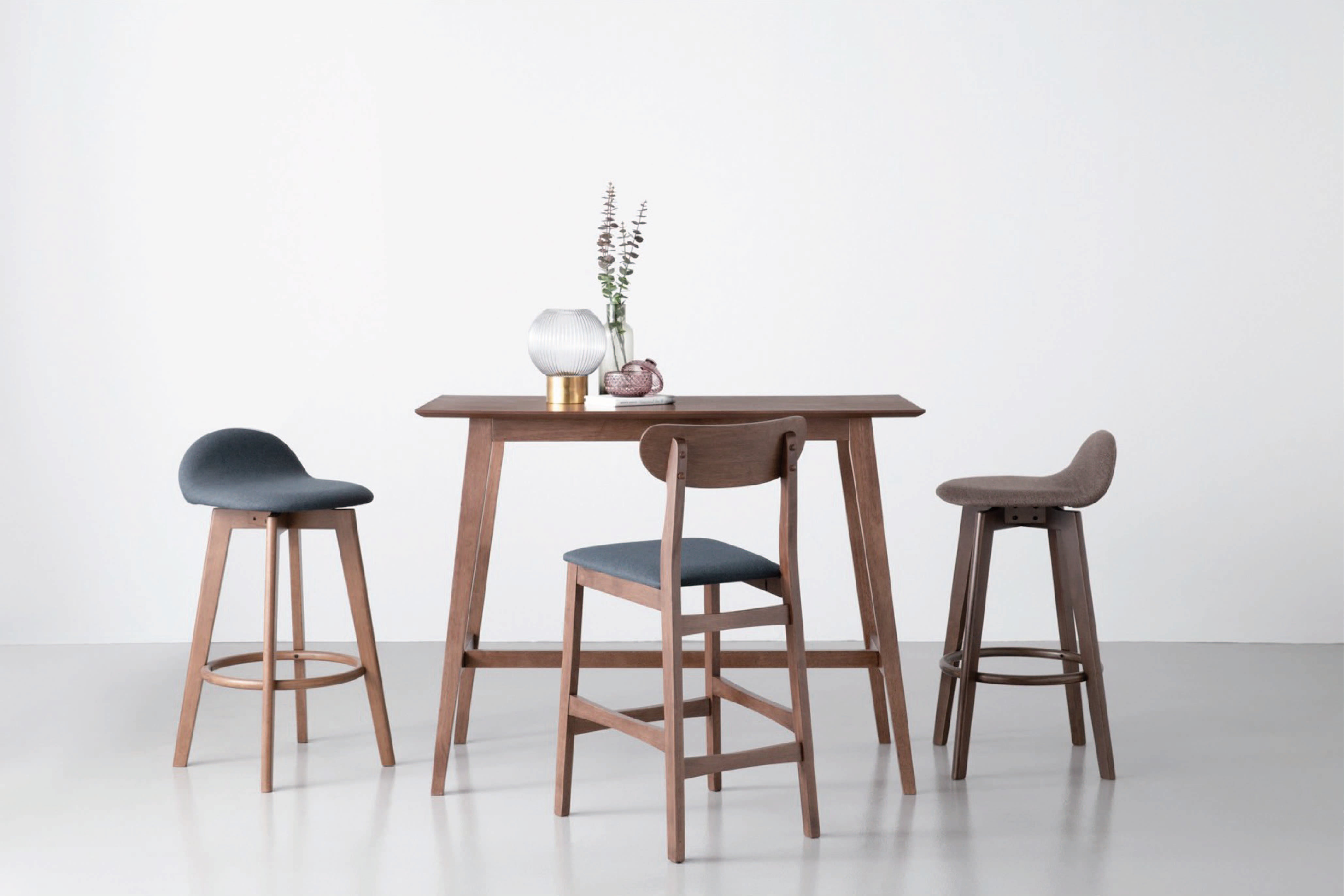 馬來西亞原裝進口實木傢俬 - NZ系列 - CADELL餐桌