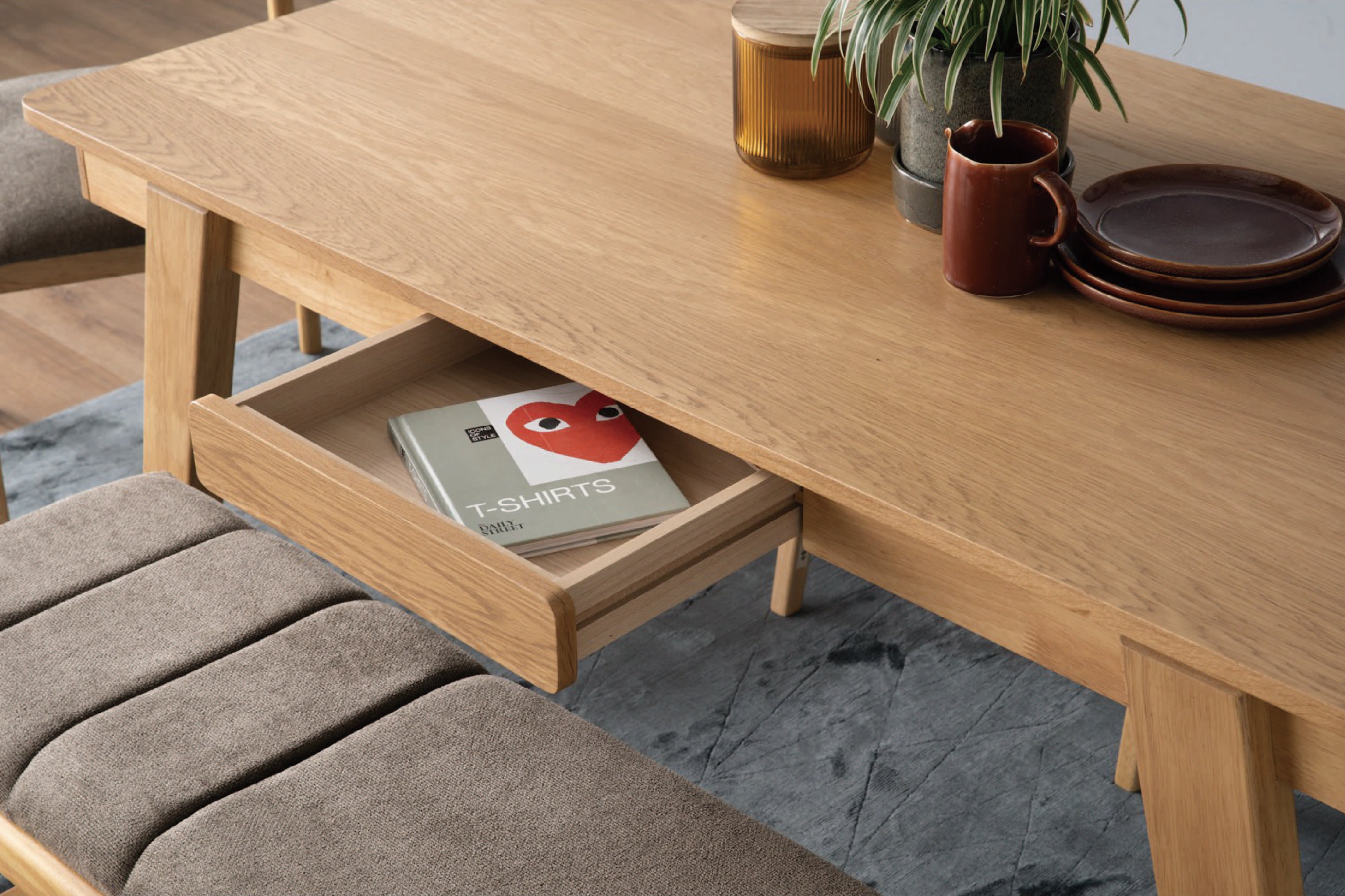 馬來西亞原裝進口實木傢俬 - LU系列 - TOMIVA餐桌