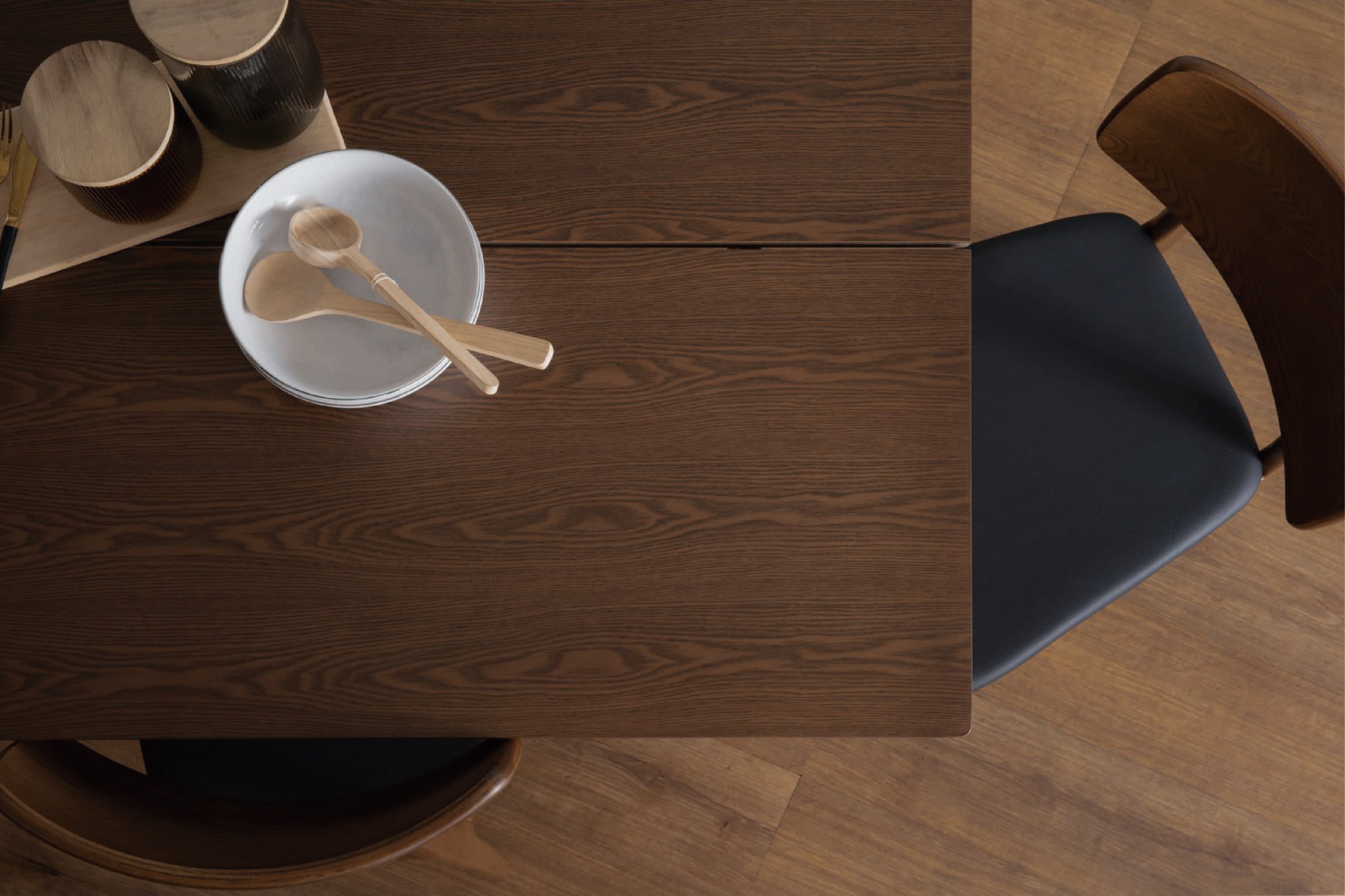 馬來西亞原裝進口實木傢俬 - LU系列 - HAYTON餐桌