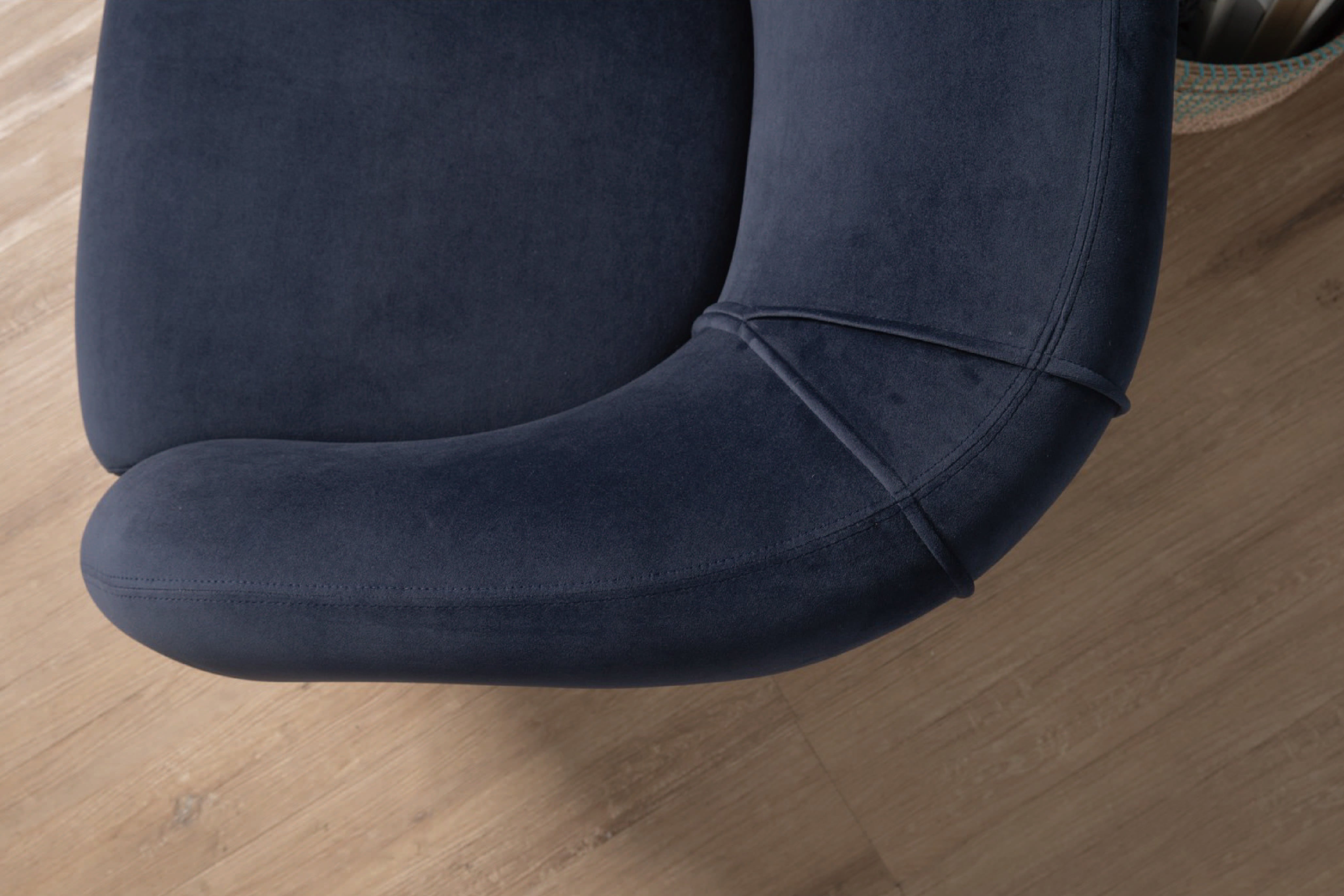 馬來西亞原裝進口實木傢俬 - LU系列 - ALERO單座位梳化