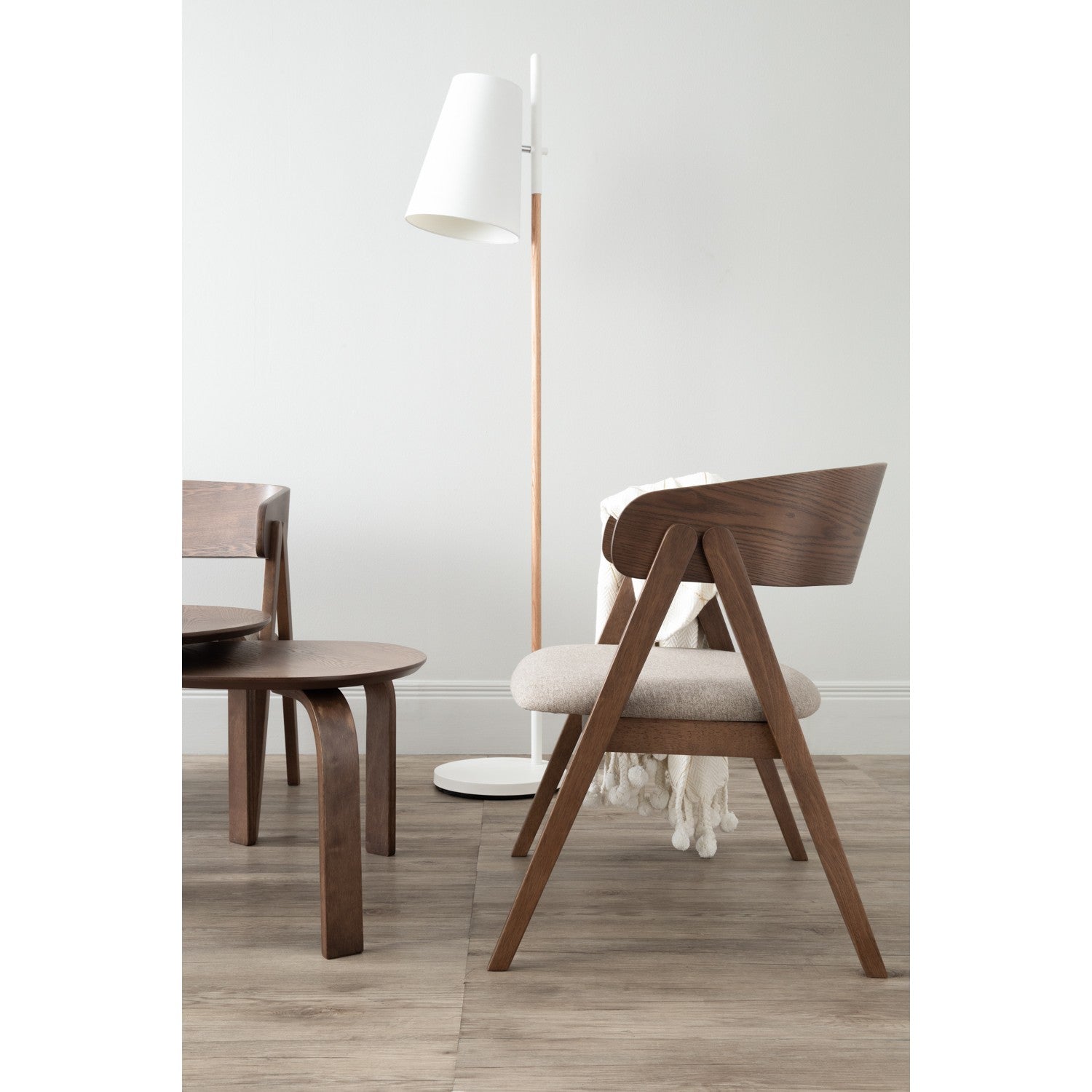 馬來西亞原裝進口實木傢俬 - NZ系列 - CARTER休閒椅