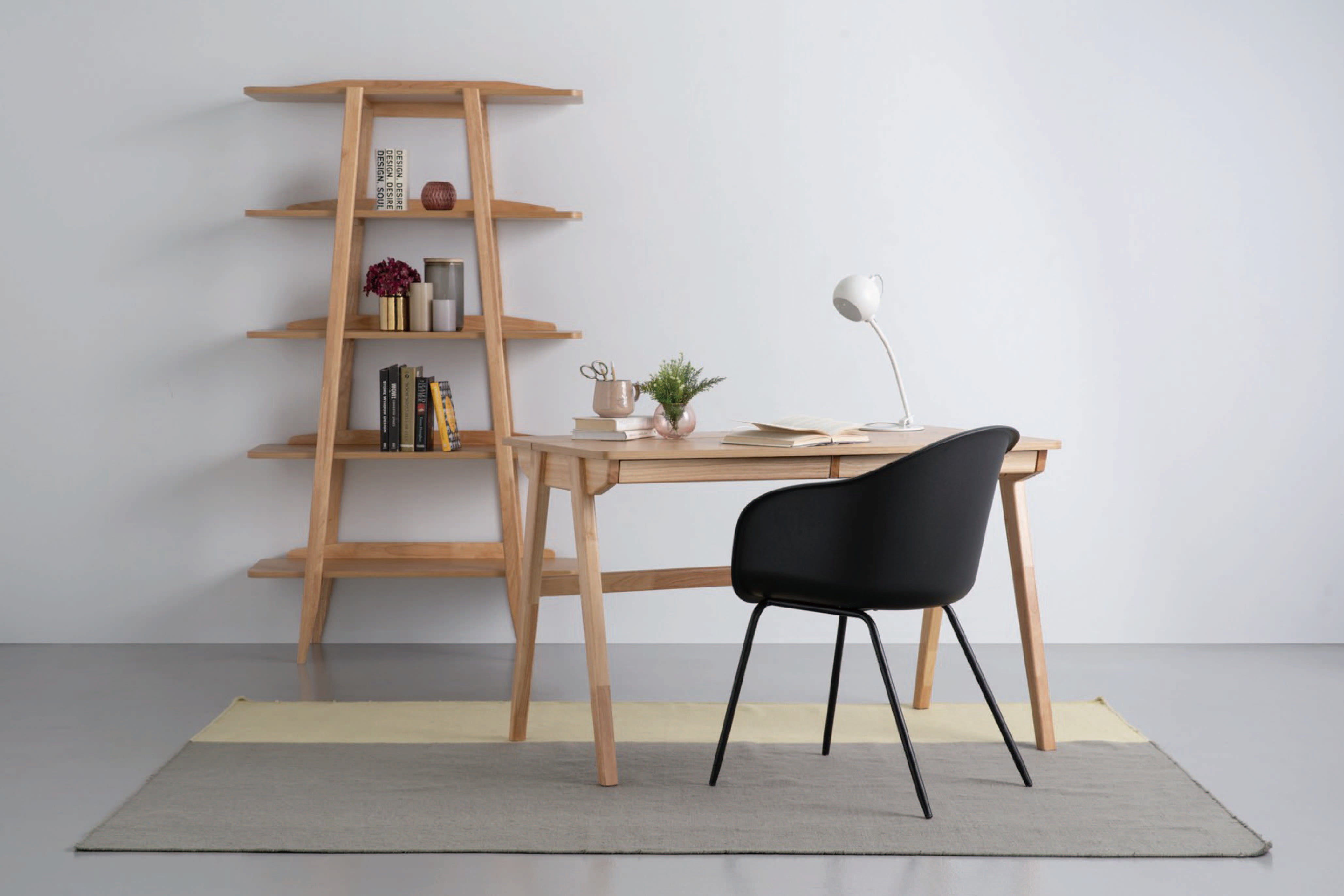 馬來西亞原裝進口實木傢俬 - LU系列 - COLLEEN扶手椅