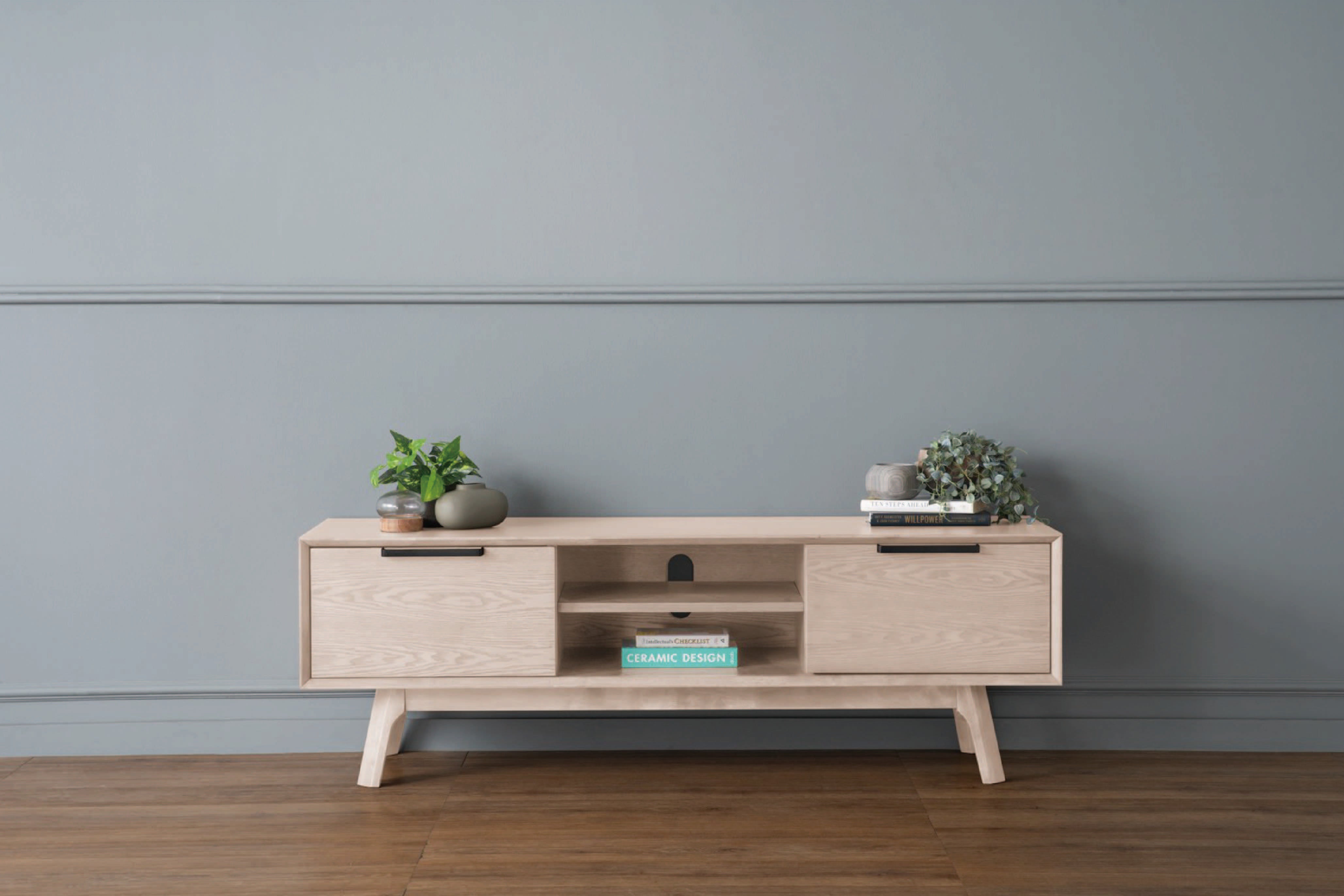 馬來西亞原裝進口實木傢俬 - LU系列 - NEATH 1.5米電視櫃