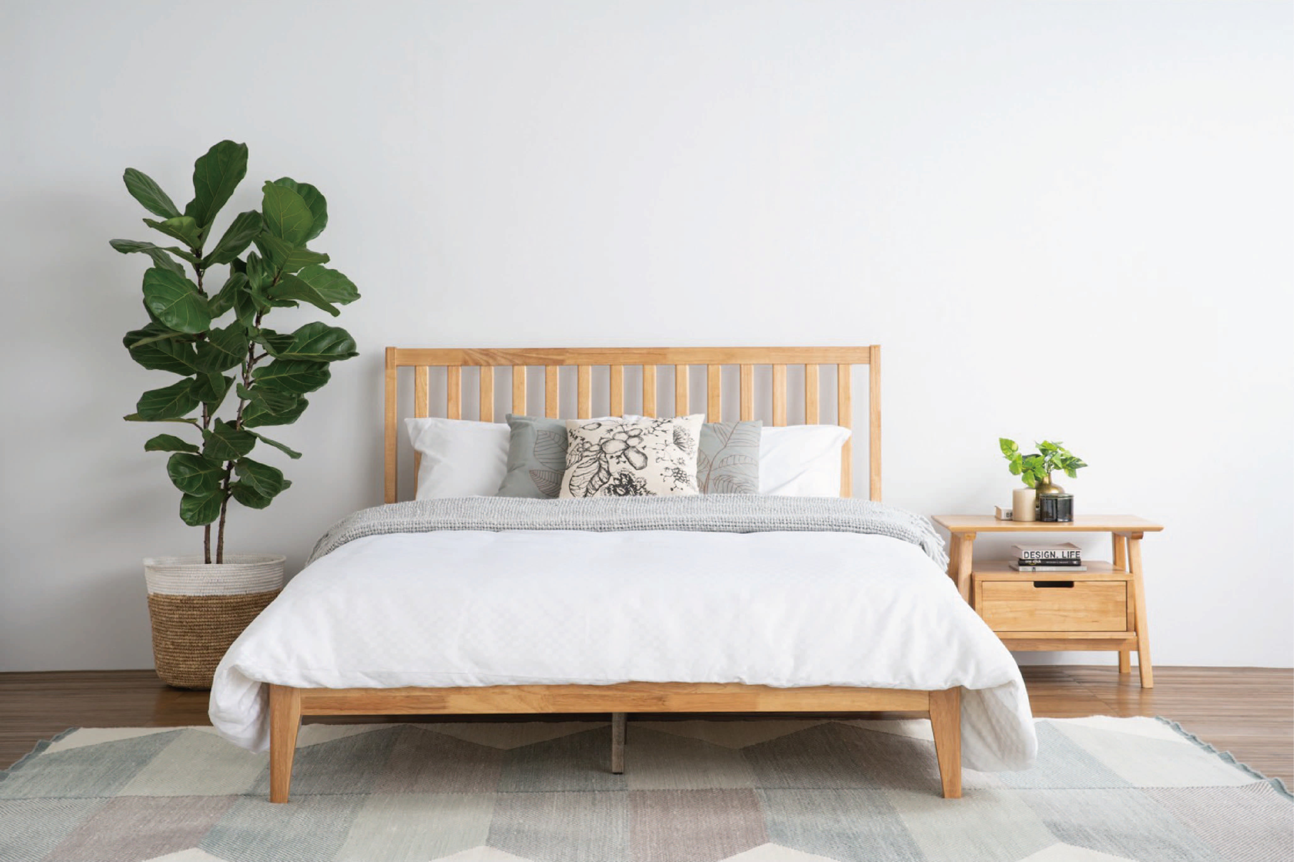 馬來西亞原裝進口實木傢俬 - NZ系列 - CLEVELAND雙人床架