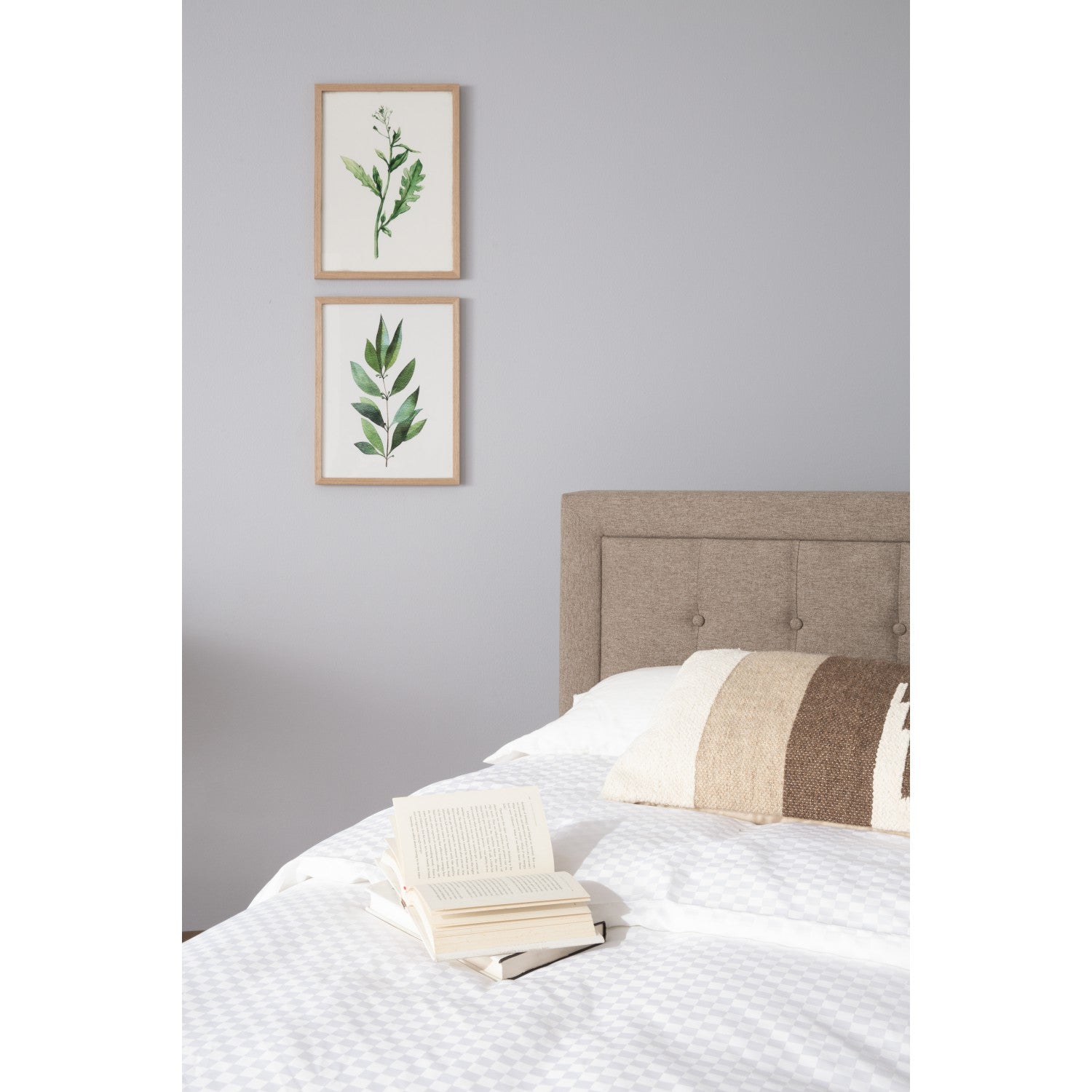 馬來西亞原裝進口實木傢俬 - NZ系列 - HAYDEN雙人床架