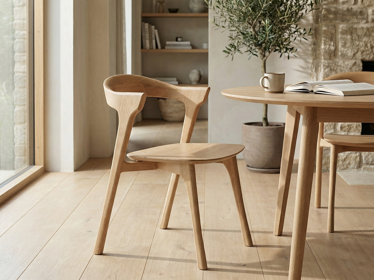 Bok系列橡木餐椅