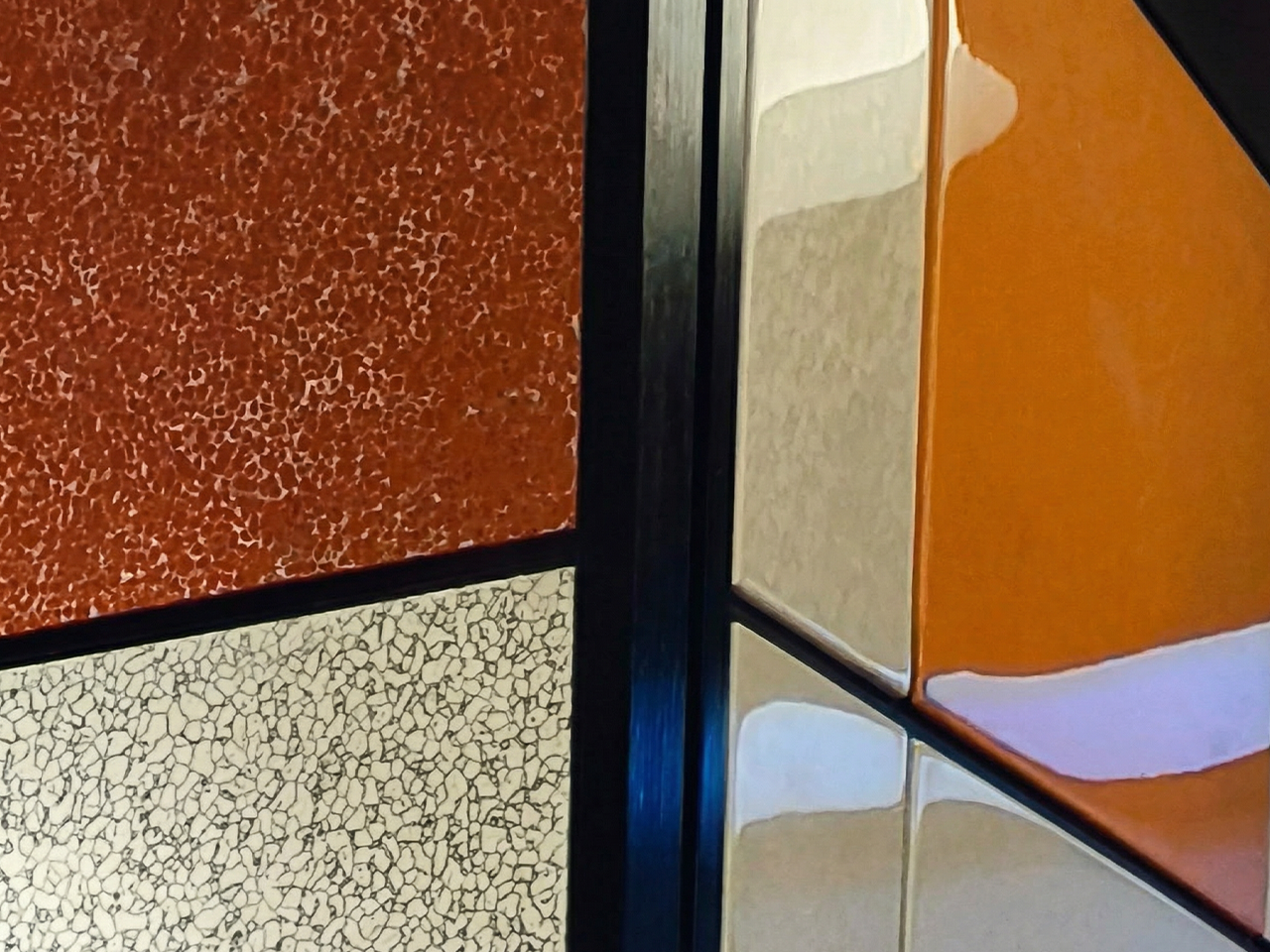 MagicFold電動伸縮衣櫃連正翻床