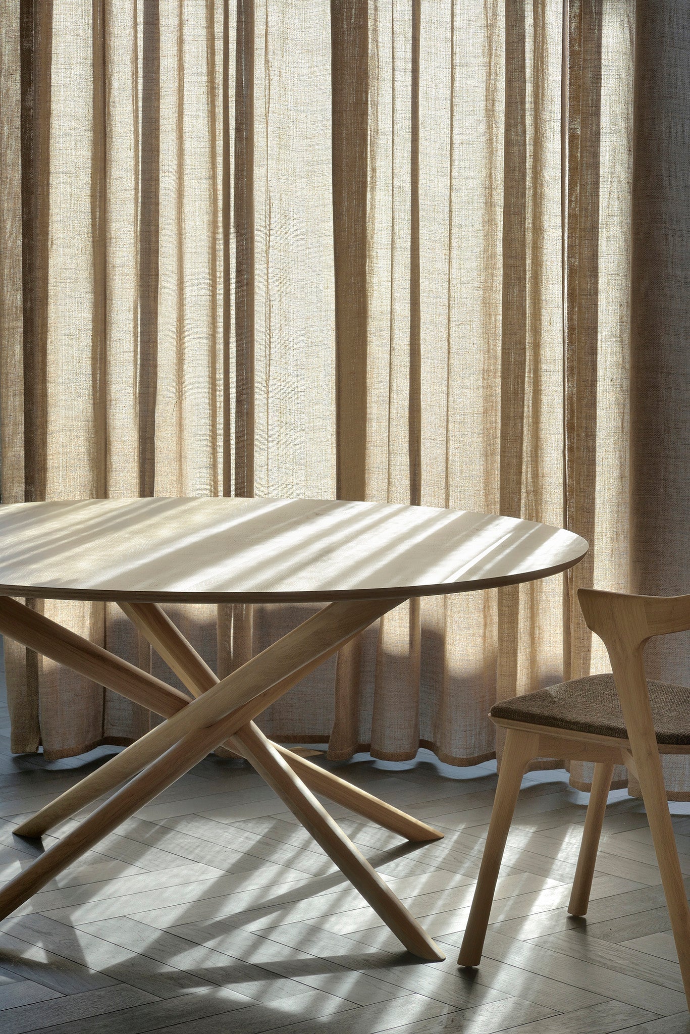 比利時原裝進口實木傢俬 - 餐桌系列 -  Mikado系列橡木圓形餐桌